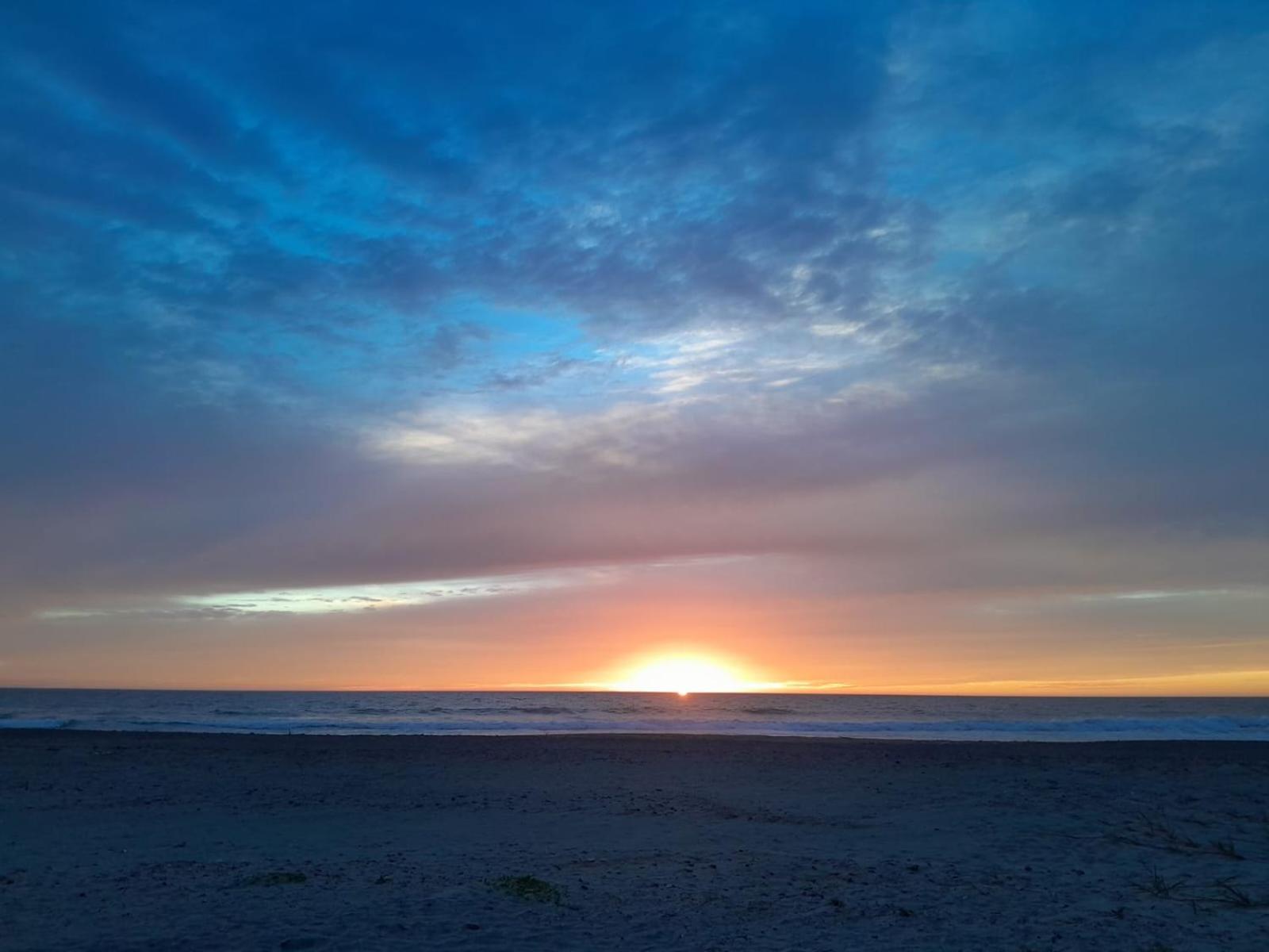 Tres Velas Surf Celestino Gazca Villasenor Luaran gambar